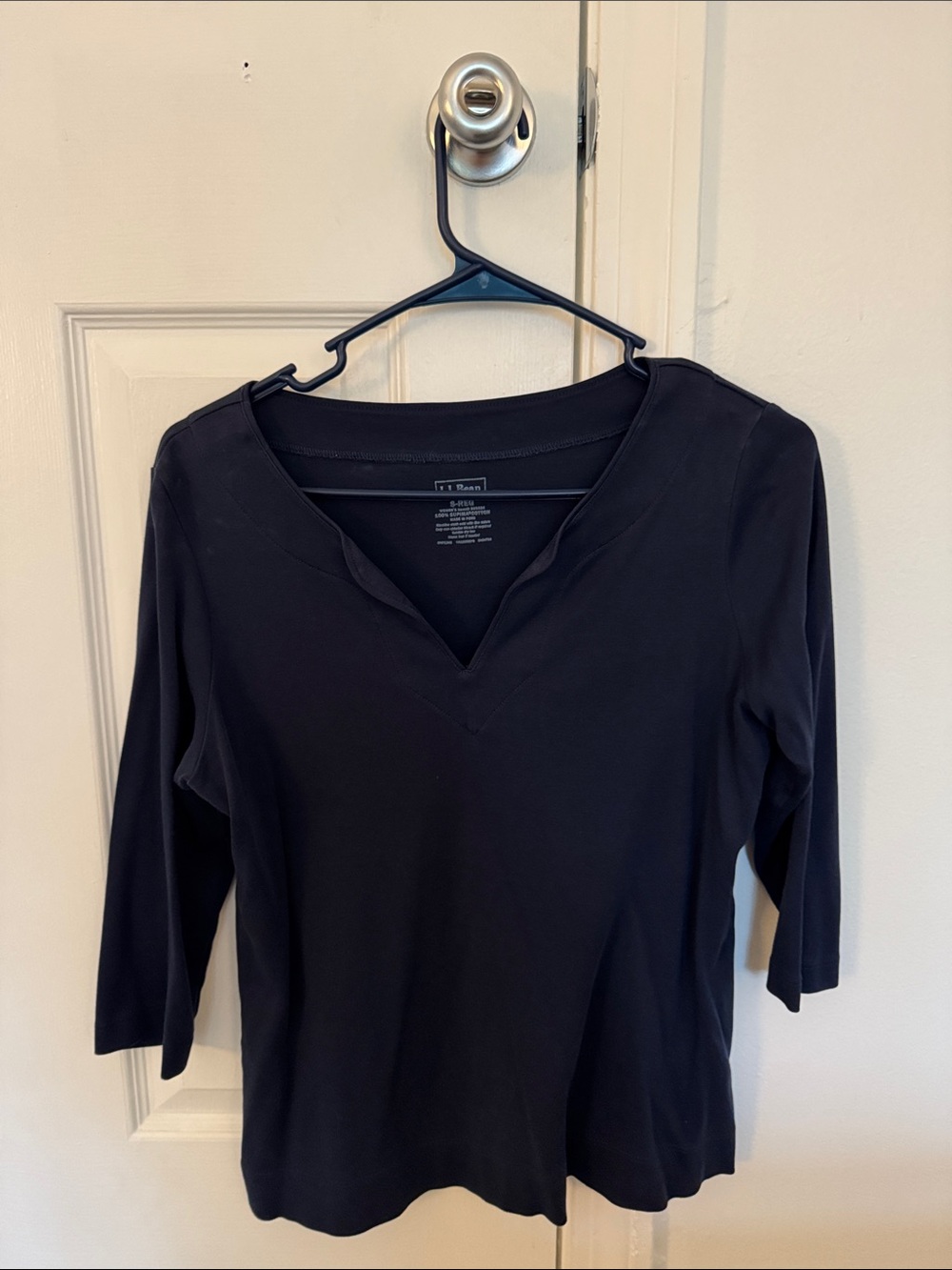 L.L. Bean Navy 3/4 Sleeve V-Notch Tee